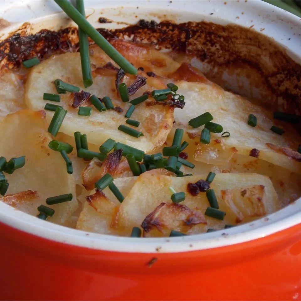 Herbed Scalloped Potatoes and Onions