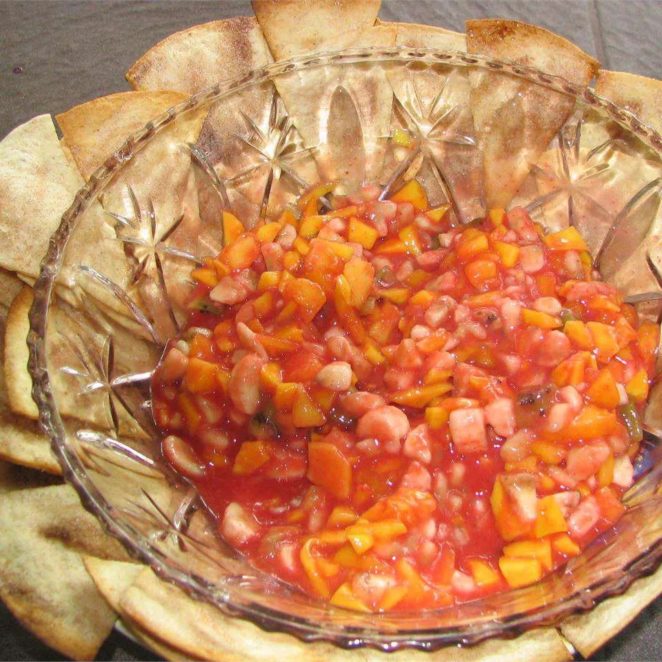 Sweet Salsa and Cinnamon Chips