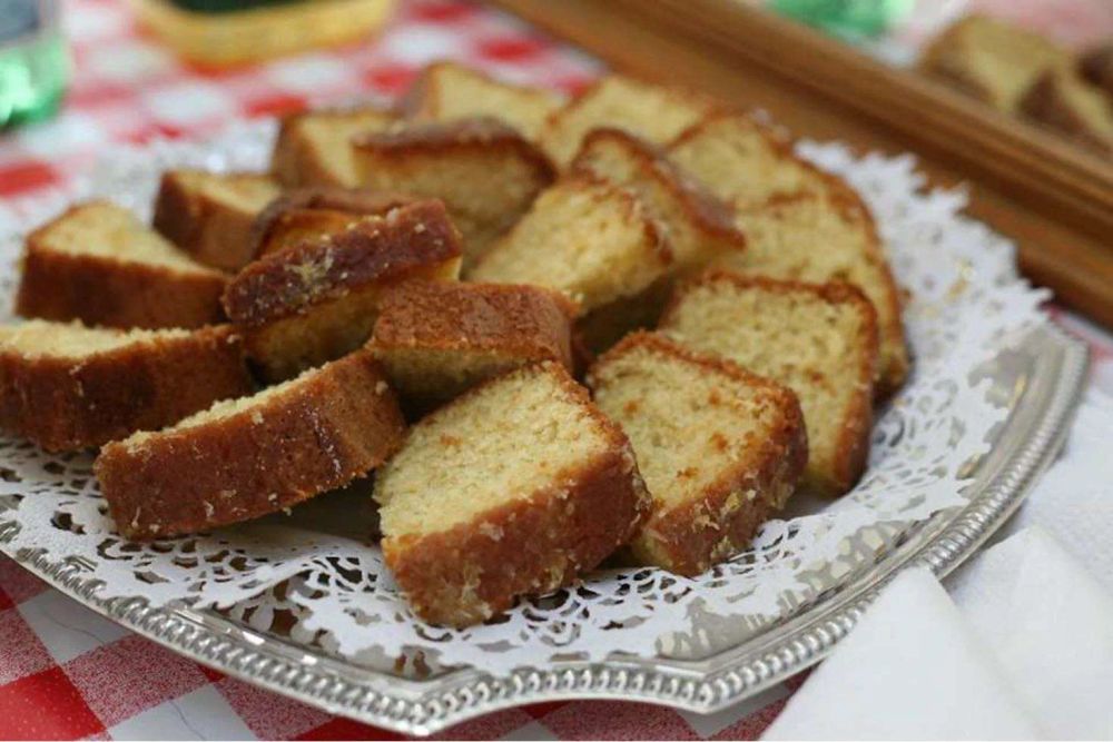 Lemon Drizzle Loaf Cake