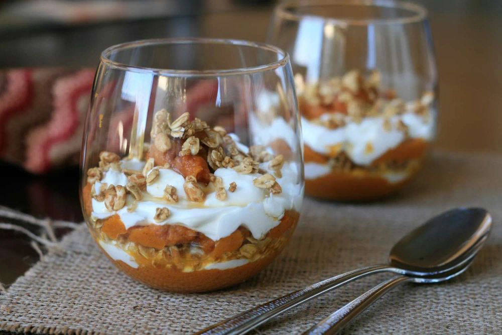 Pumpkin Crumble Yogurt Parfait