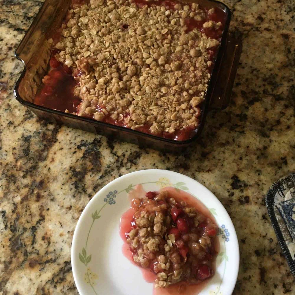 Jill's Cherry Crisp