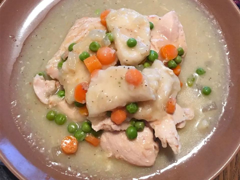 Healthier Slow Cooker Chicken and Dumplings