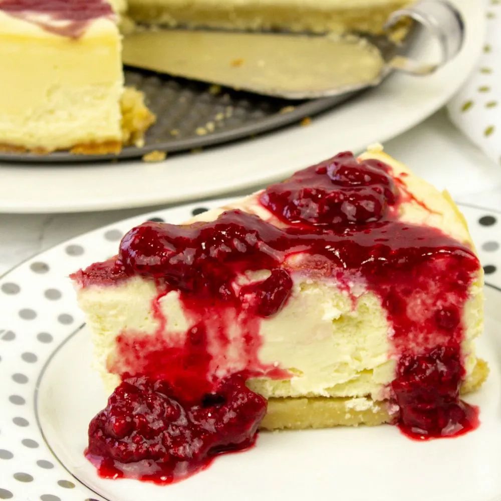 Keto Raspberry Cheesecake