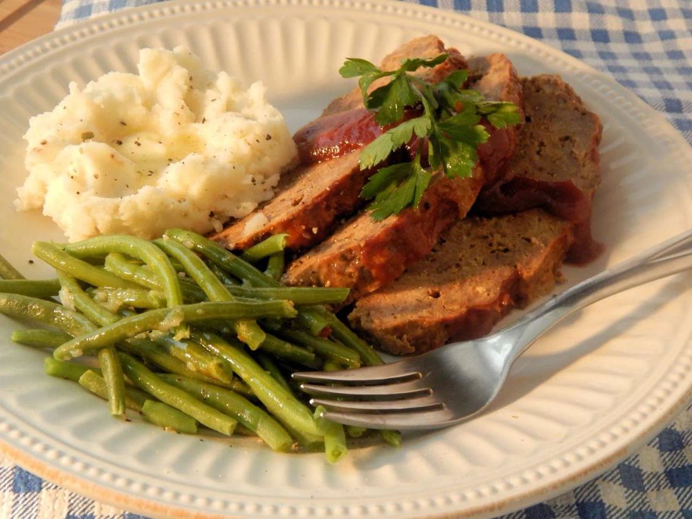 Low-Fat Slow Cooker Glazed Meatloaf