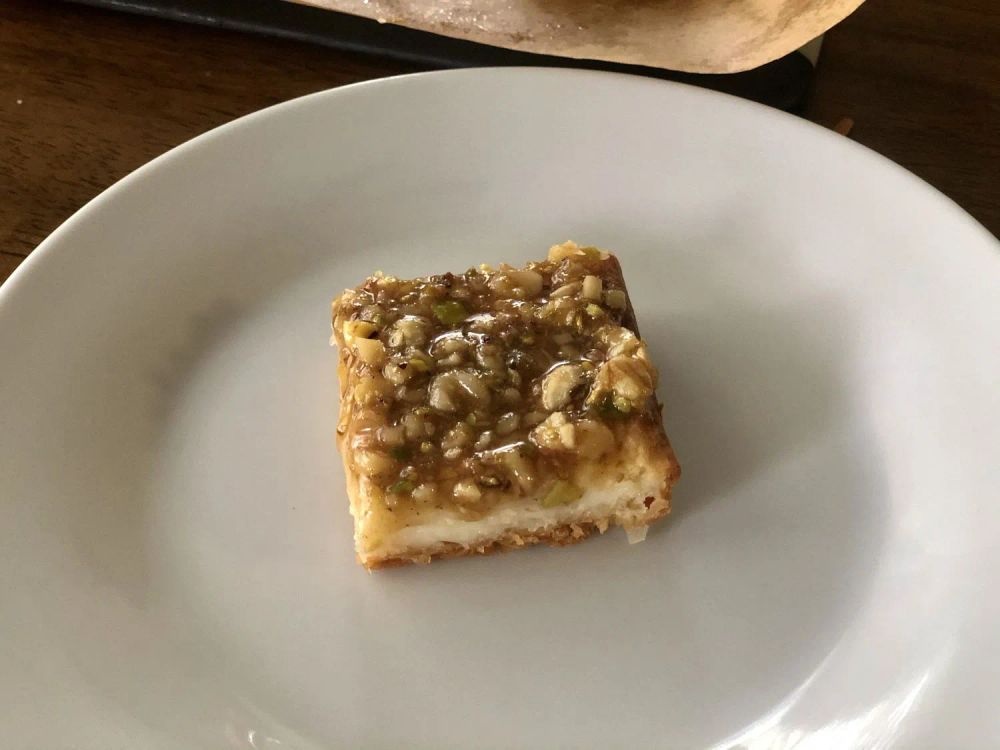 Baklava-Style Cheesecake Bars