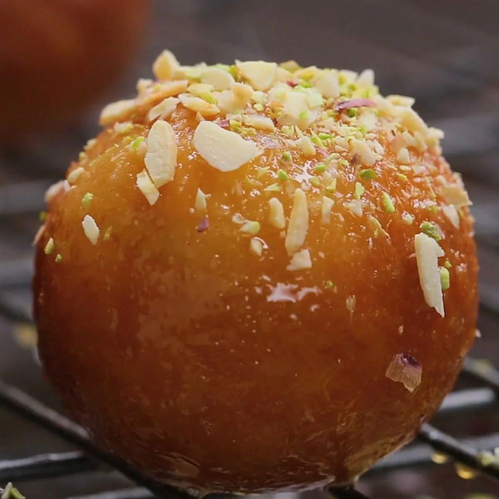 Indian Fried Doughnuts (Gulab Jamun)