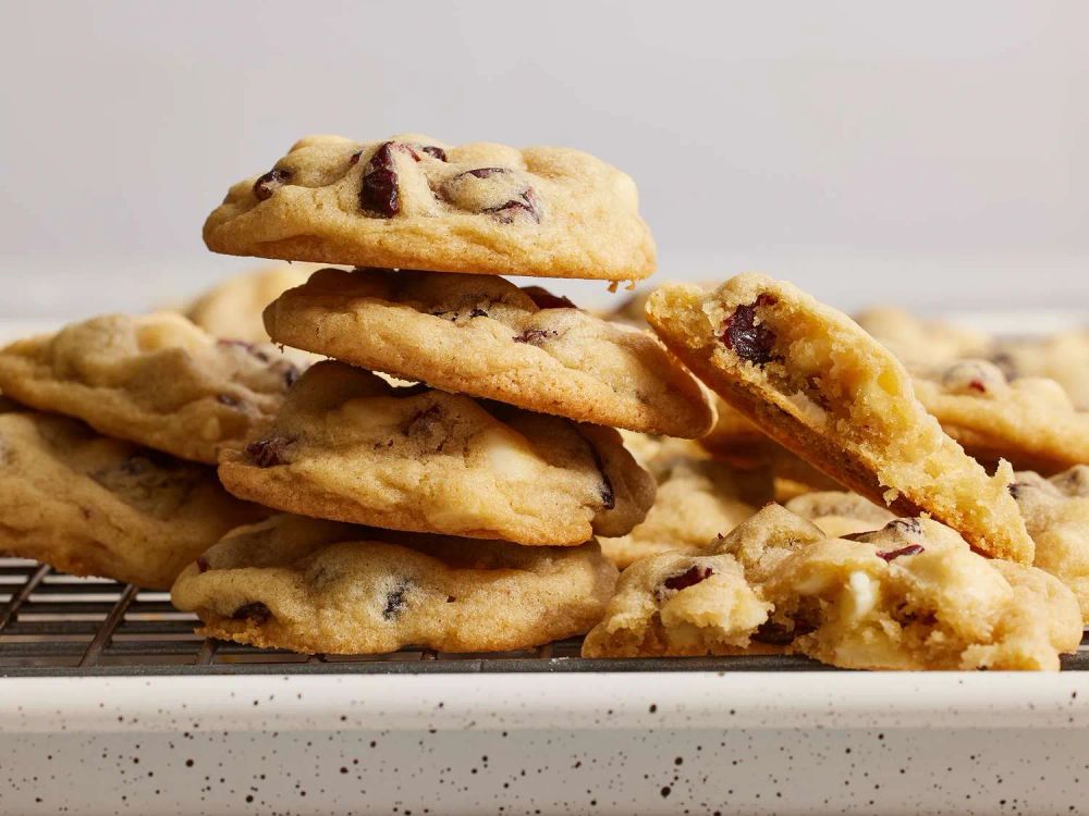 White Chocolate and Cranberry Cookies