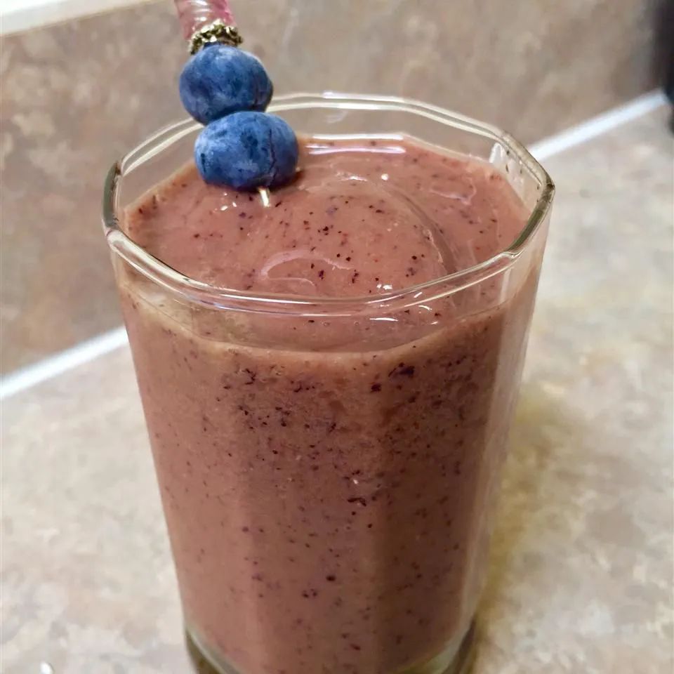 Ann's Berry Green Smoothie