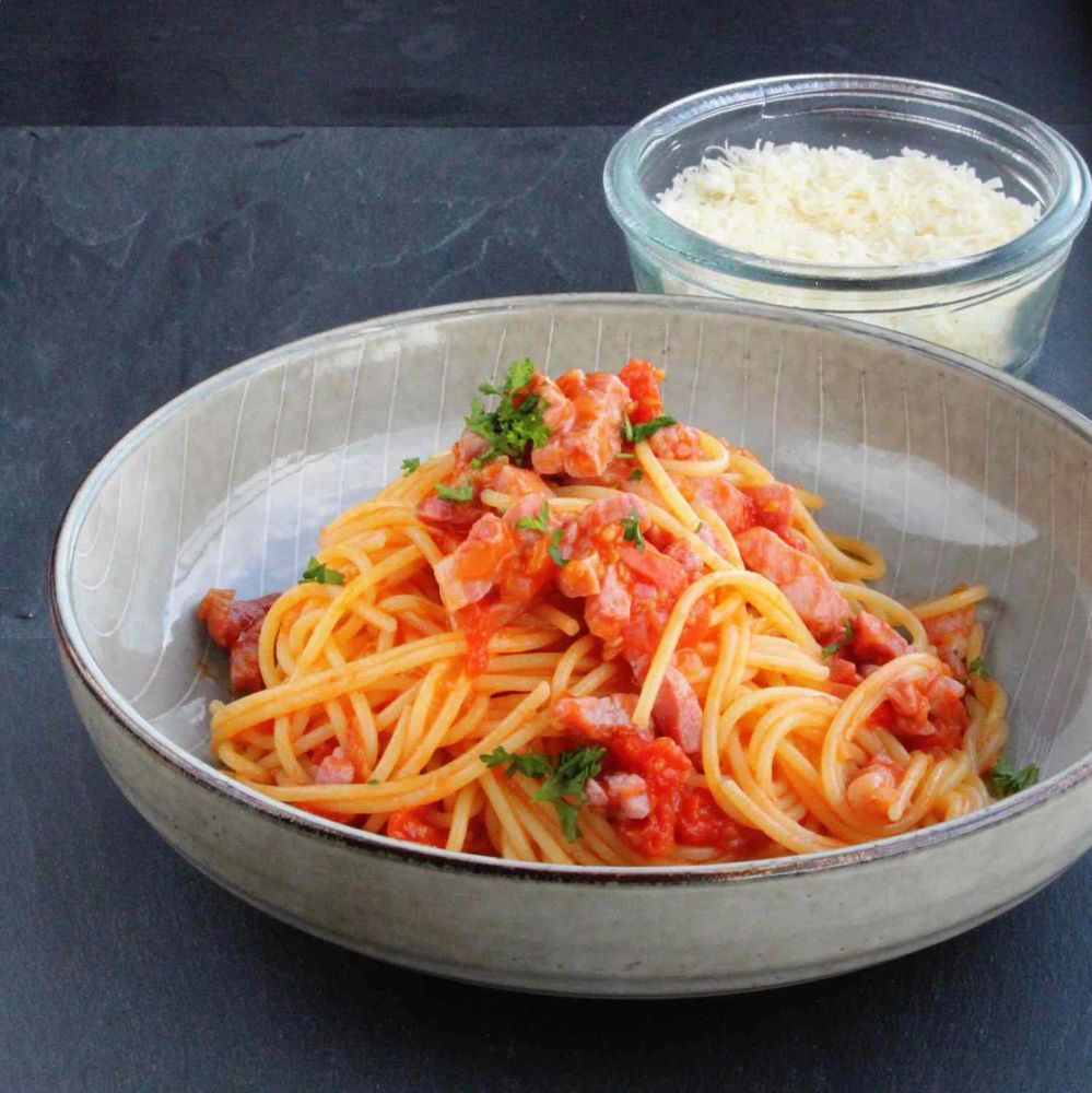 Traditional Spaghetti all'Amatriciana