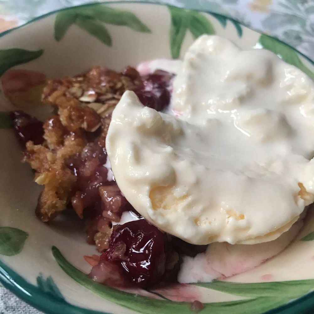 Fresh Cherry Crisp