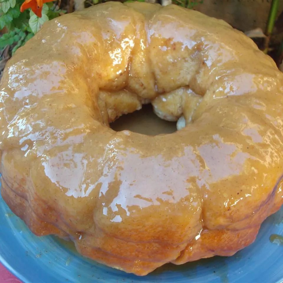 Simple Bundt Caramel Rolls