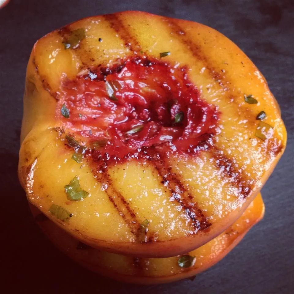 Quick Savory Grilled Peaches