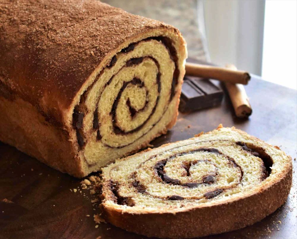 Cinnamon-Chocolate Chip Bread