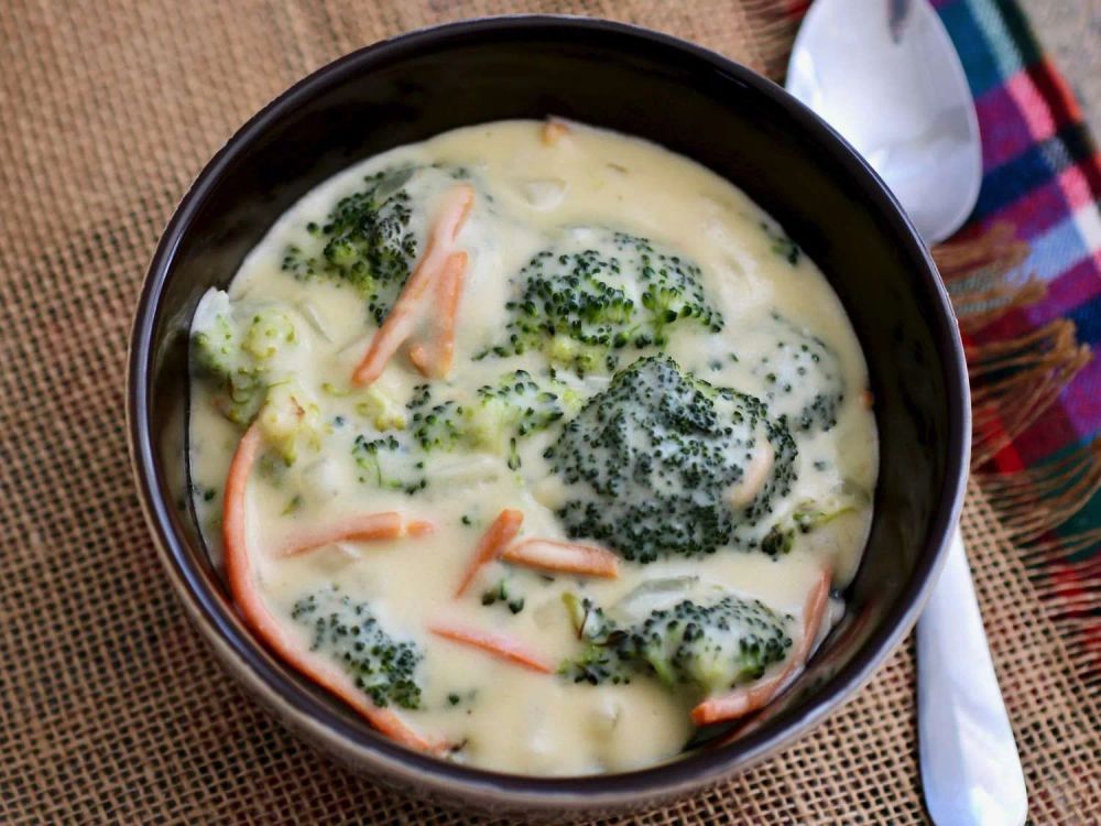 Roasted Broccoli-Cheese Soup