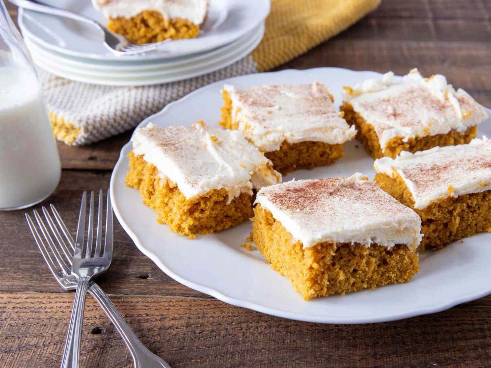 Pumpkin Bars with Cream Cheese Frosting