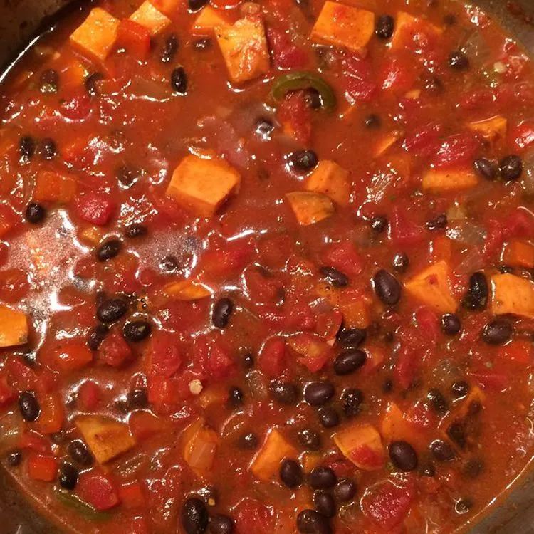 Sweet Potato and Black Bean Chili