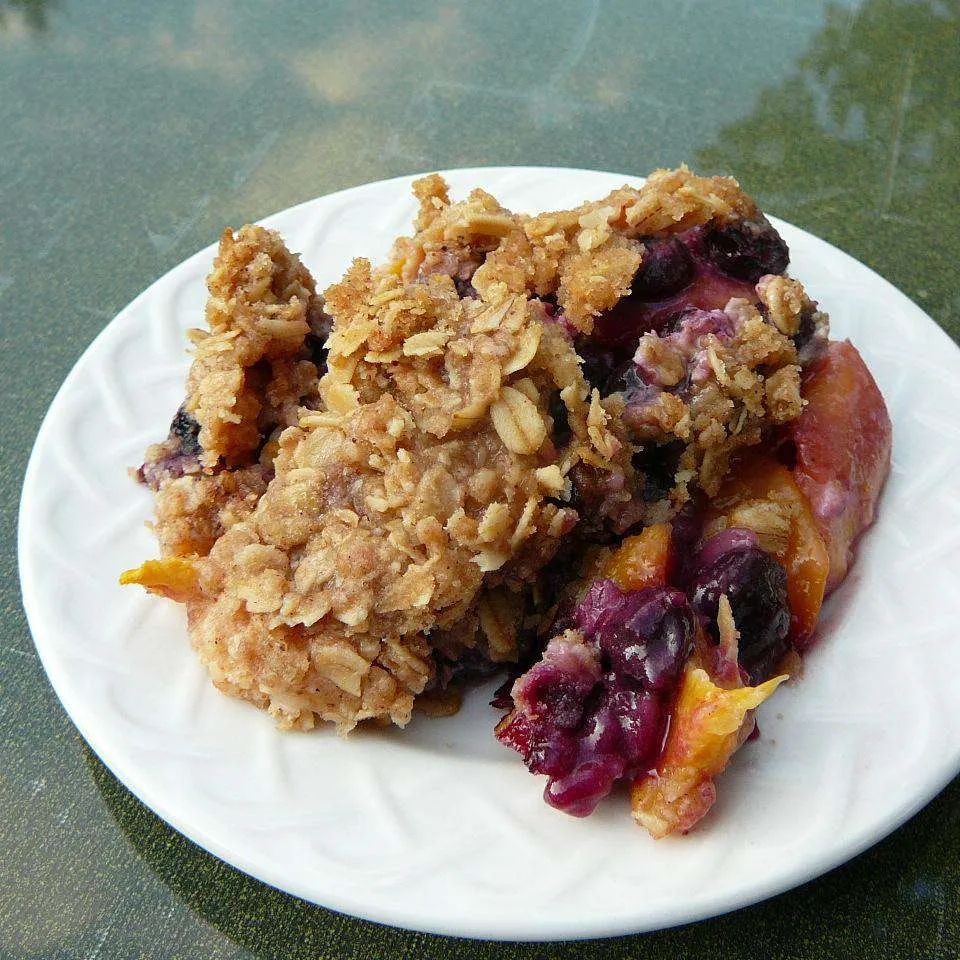 Blueberry Peach Crisp