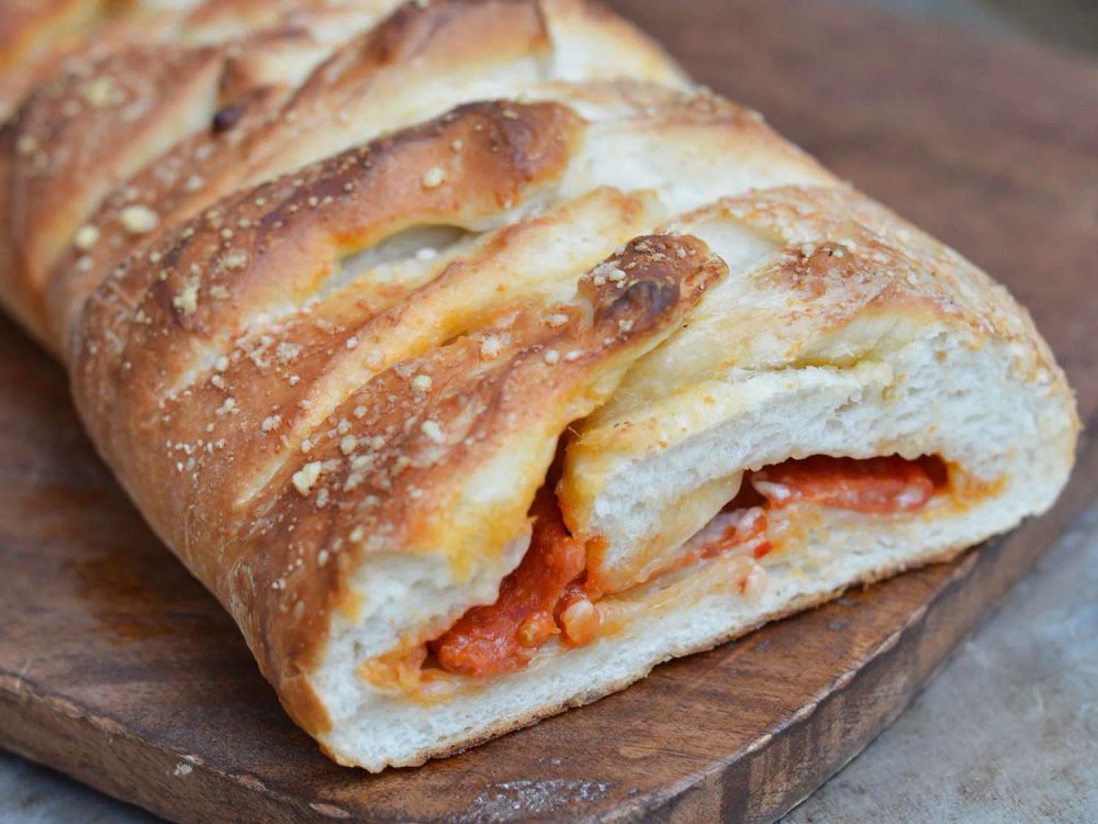 Easy Pepperoni Bread