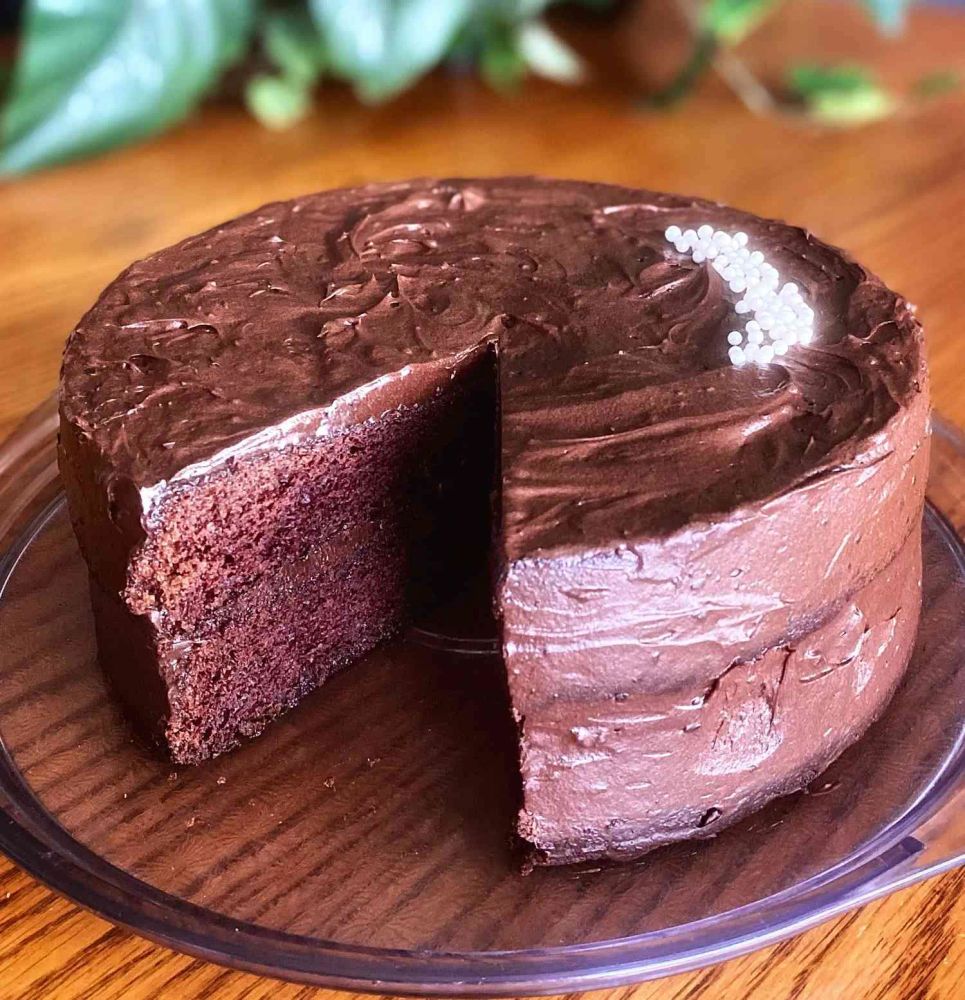 Chocolate Ganache Layer Cake