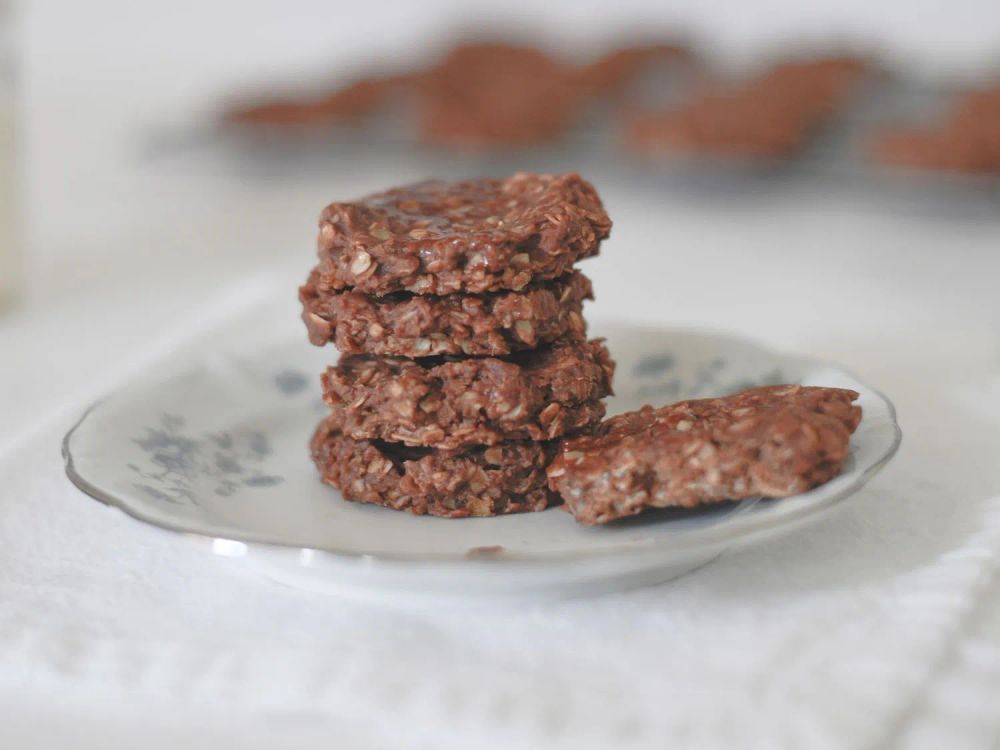 No Bake Chocolate Peanut Butter Cookies