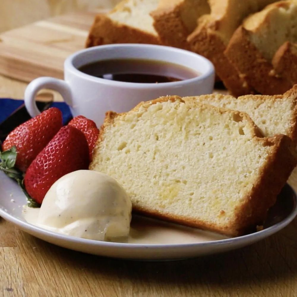 Aunt Gussie’s Pound Cake