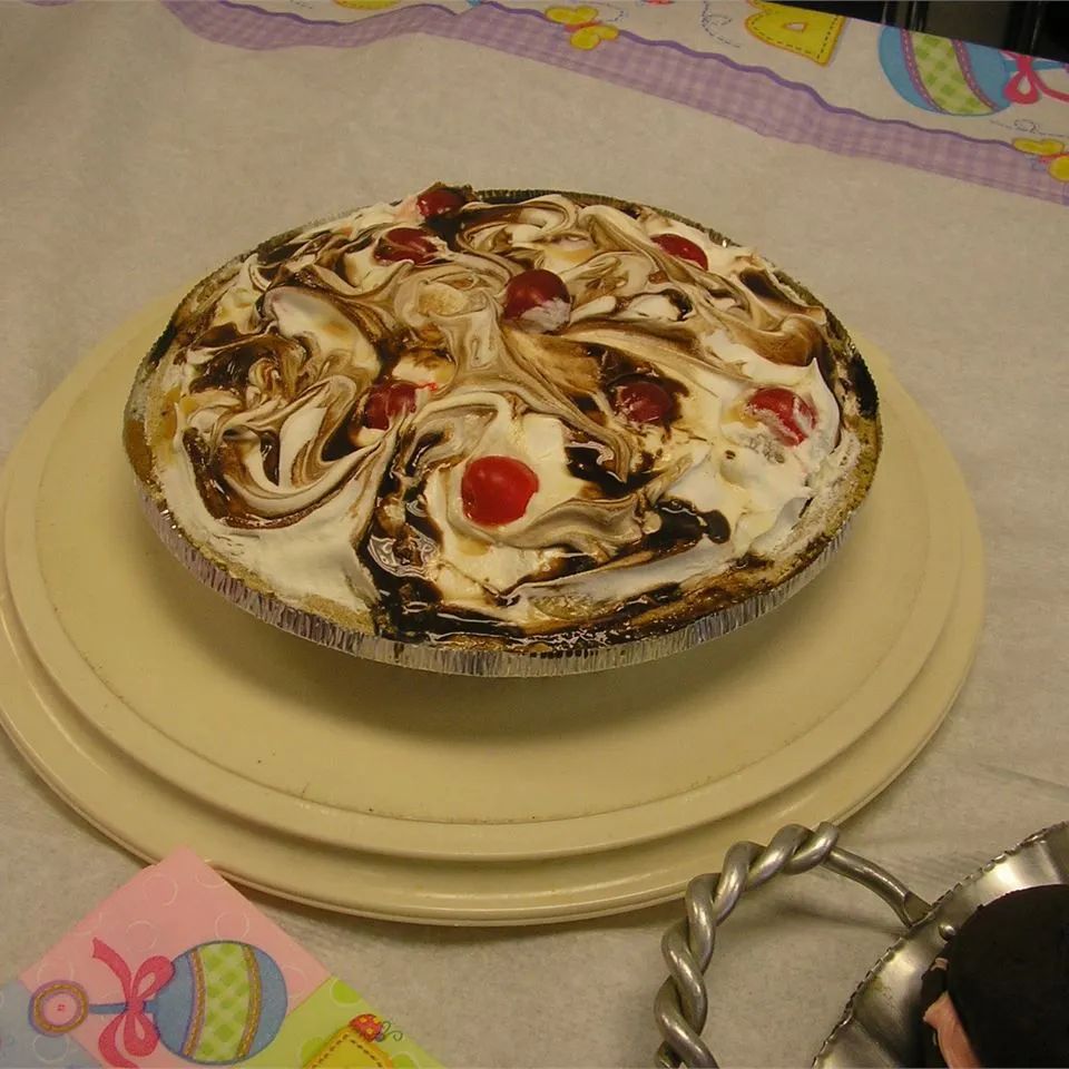 Banana Split Cheesecake