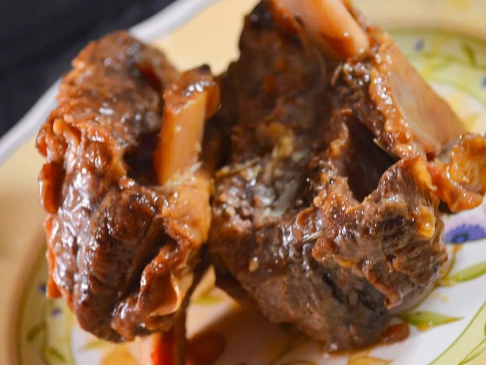 Fast and Easy Slow-Cooked Short Ribs