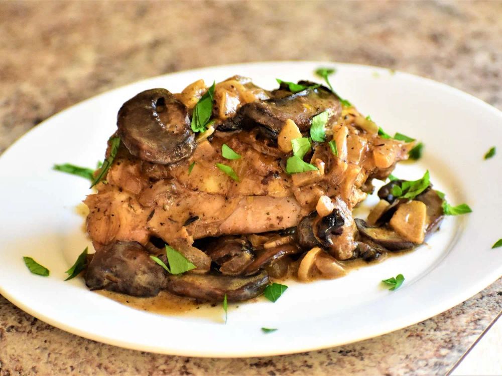 Creamy Garlic and Mushroom Chicken Thighs