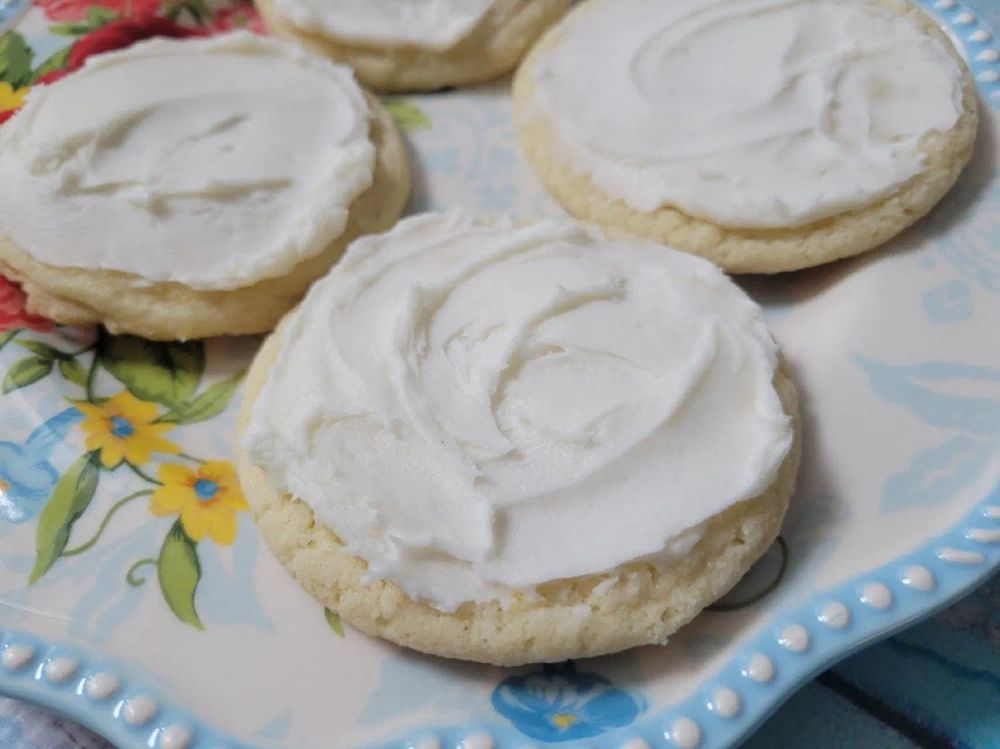 Buttercream-Frosted Lemon Sugar Cookies