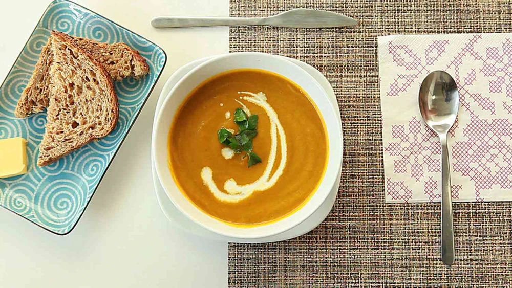 Carrot and Coriander Soup II