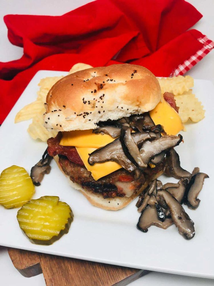 Gourmet Bacon-Mushroom Cheeseburger