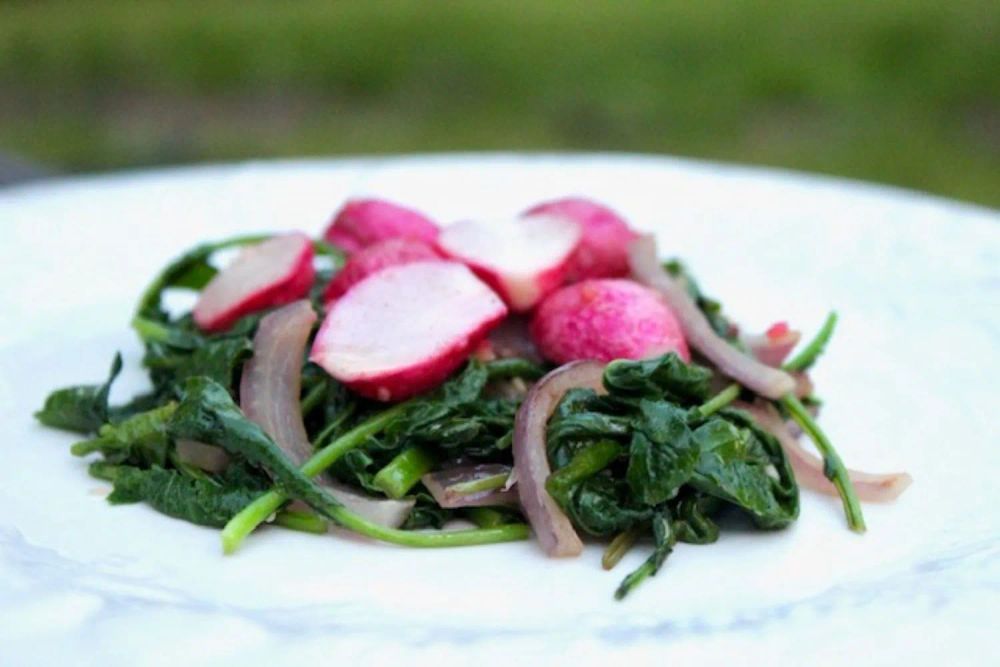 Roasted Radishes with Radish Greens