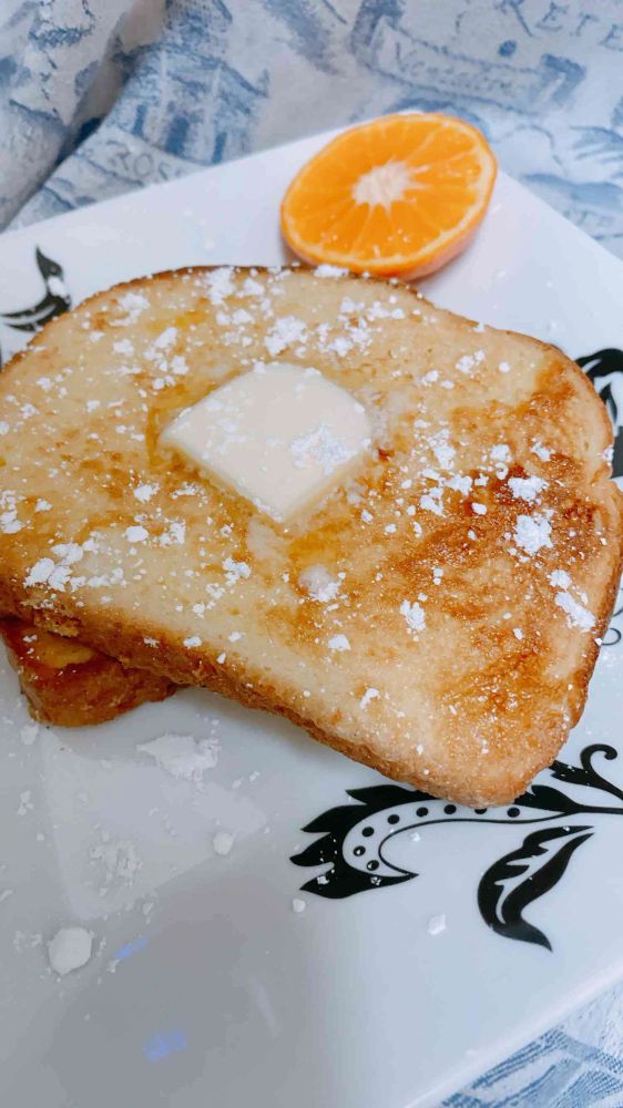 Brunch-Worthy Air Fryer French Toast