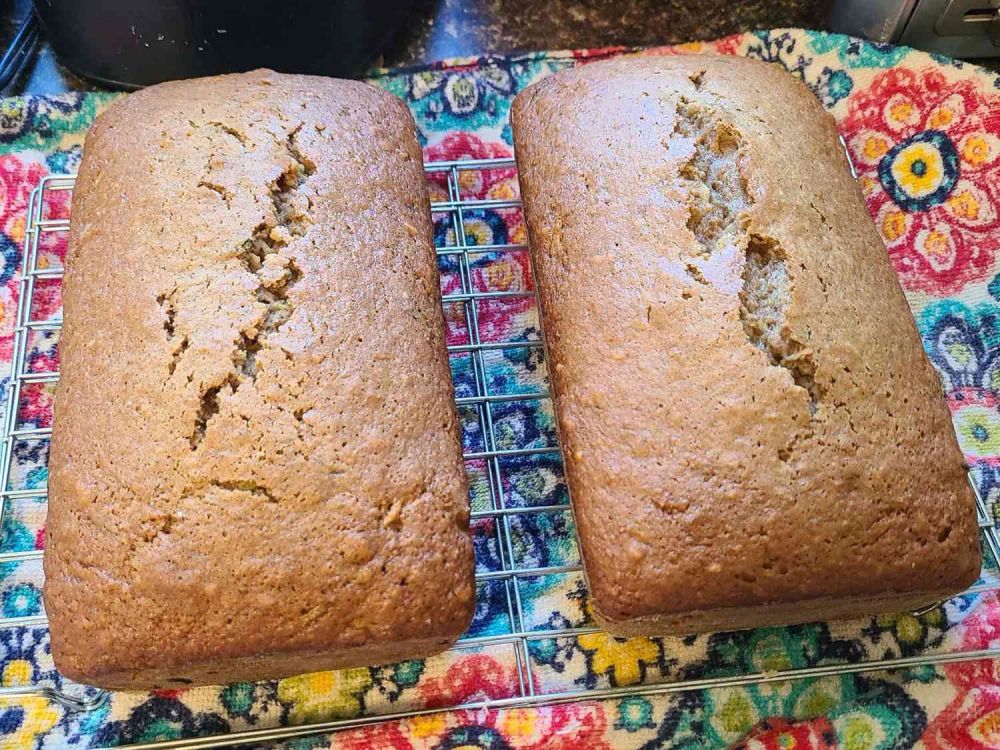 Applesauce Zucchini Bread