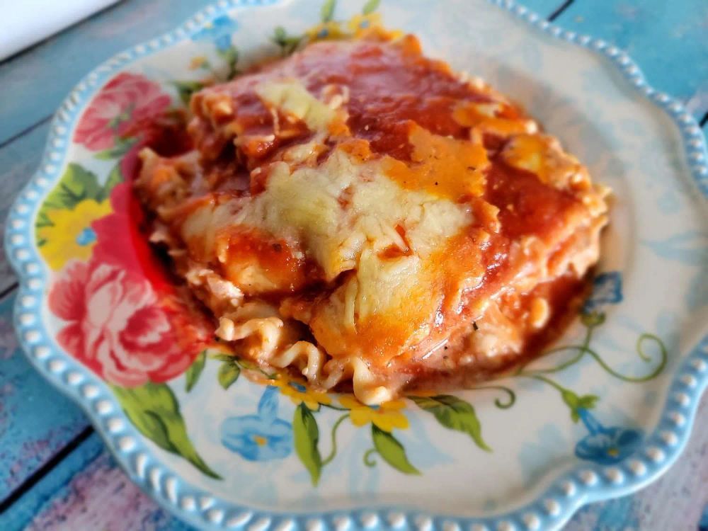 Cheesy Chicken Lasagna