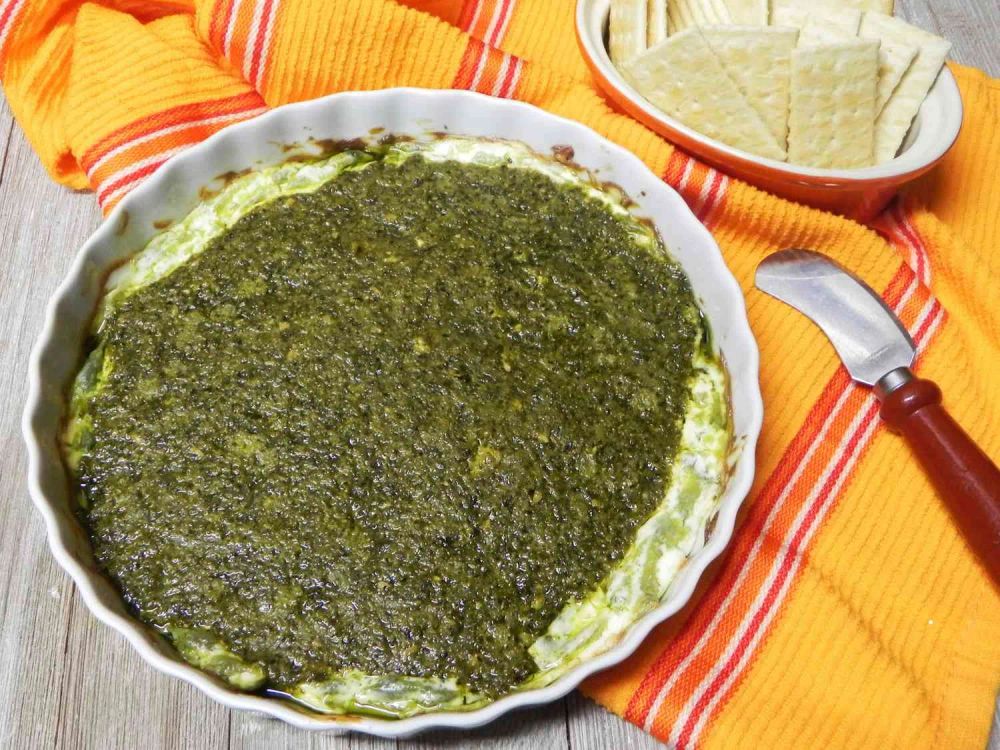 Pesto Cream Cheese Dip