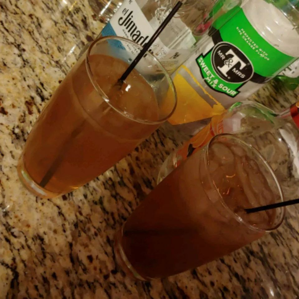 Mrs. Baxton's Long Island Iced Tea