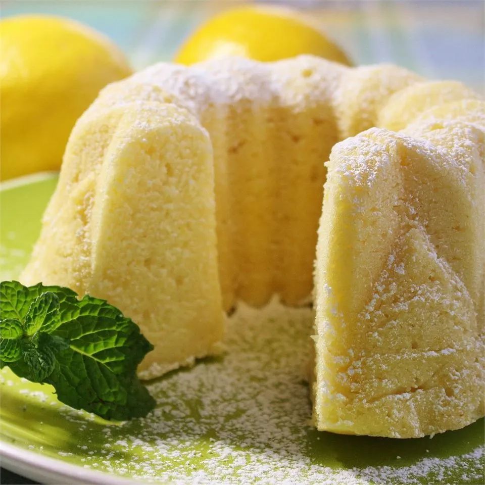 Fresh Lemon Bundt Cake