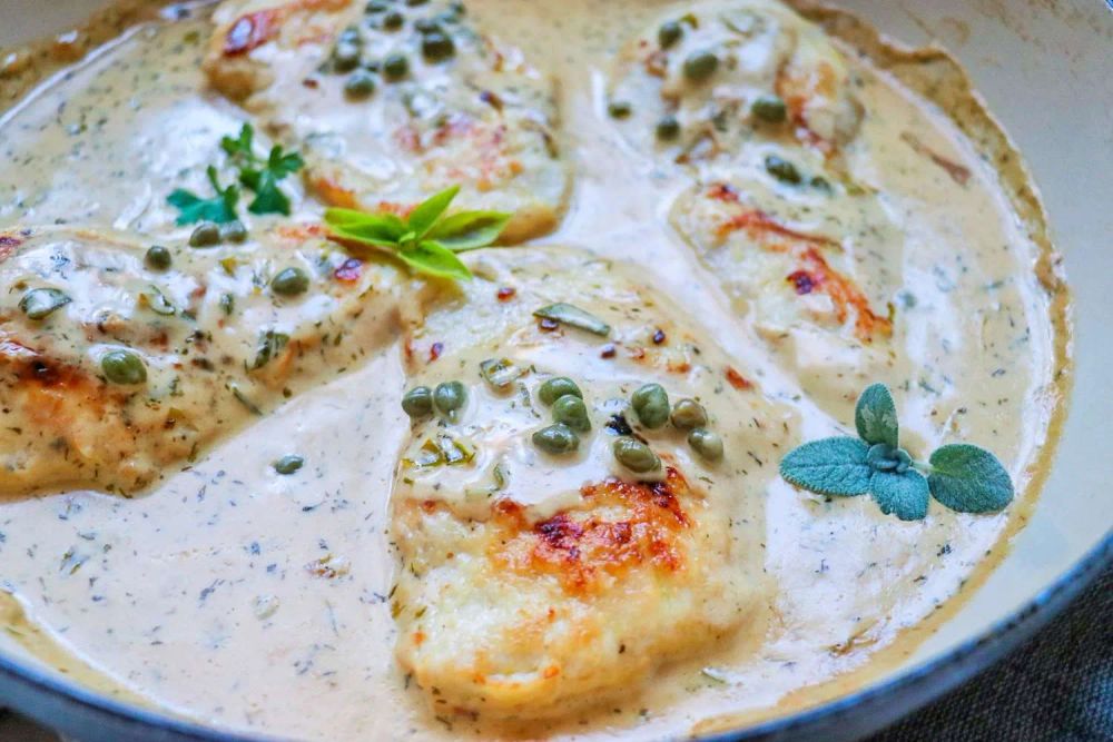 Chicken Breasts in Dill-Caper Cream Sauce