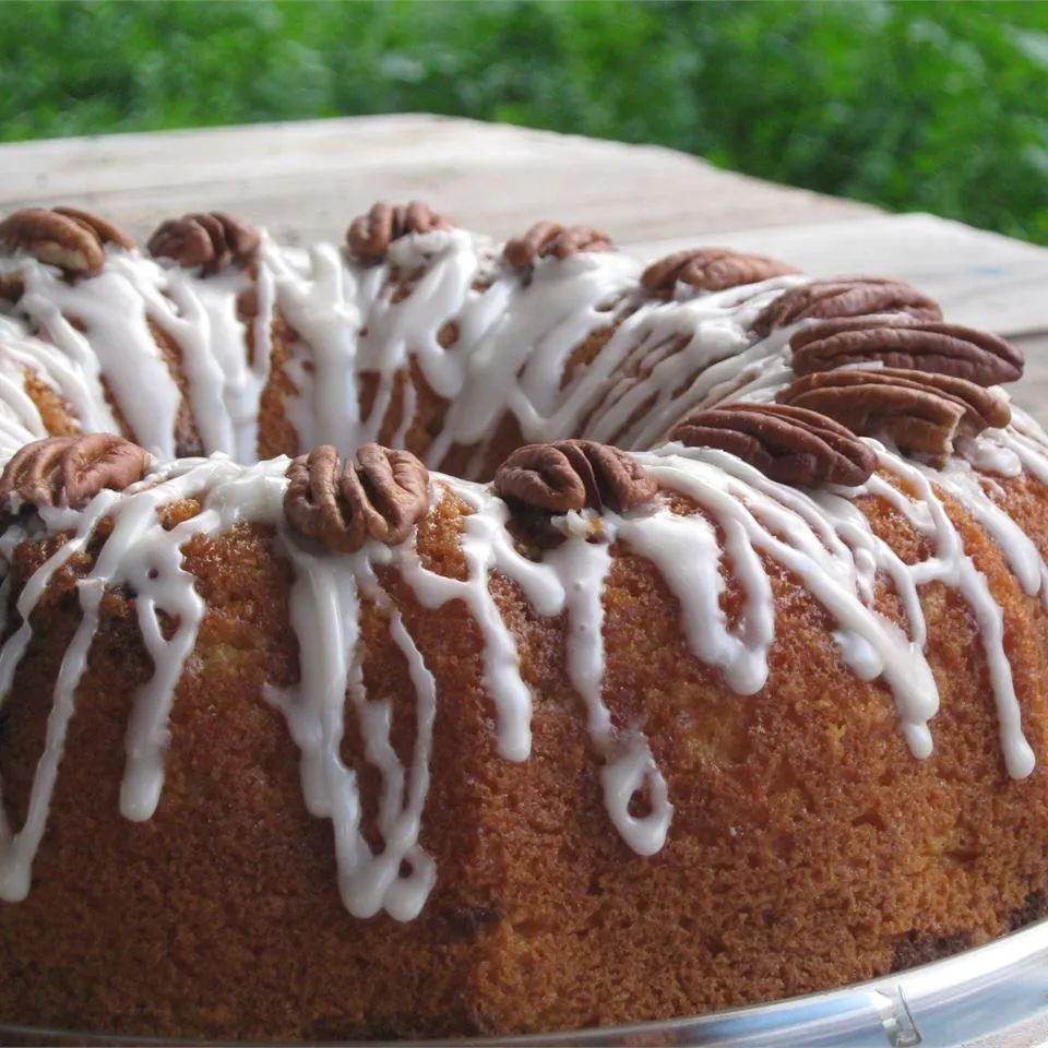 Honey Bun Cake