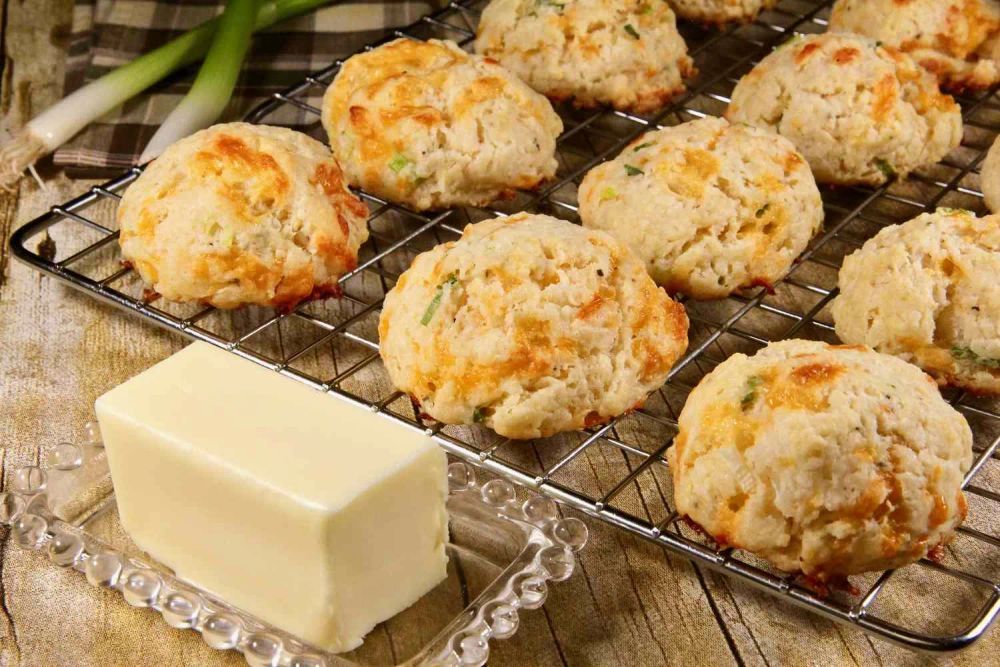 Cheddar-Scallion Buttermilk Biscuits