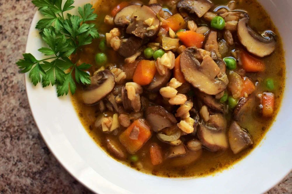 Mushroom and Farro Soup