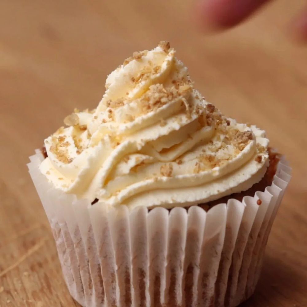 Apple Crumble Cupcakes