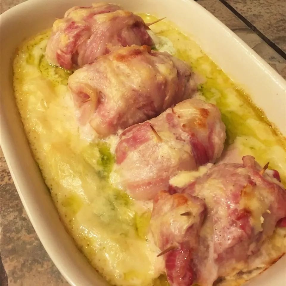 Bacon-Wrapped Chicken Pesto