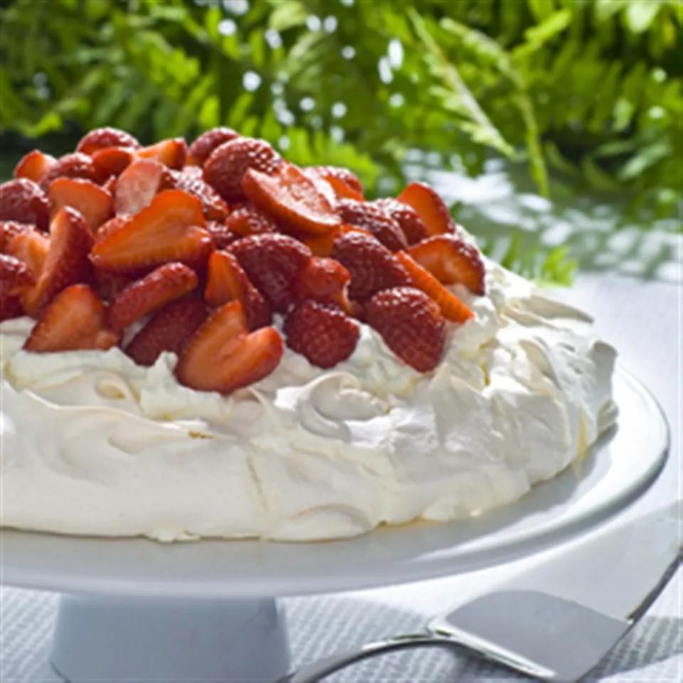 Strawberry Pavlova