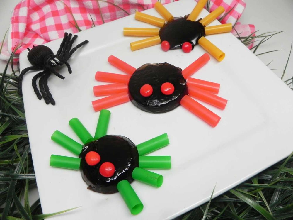 Halloween Jell-O Spiders