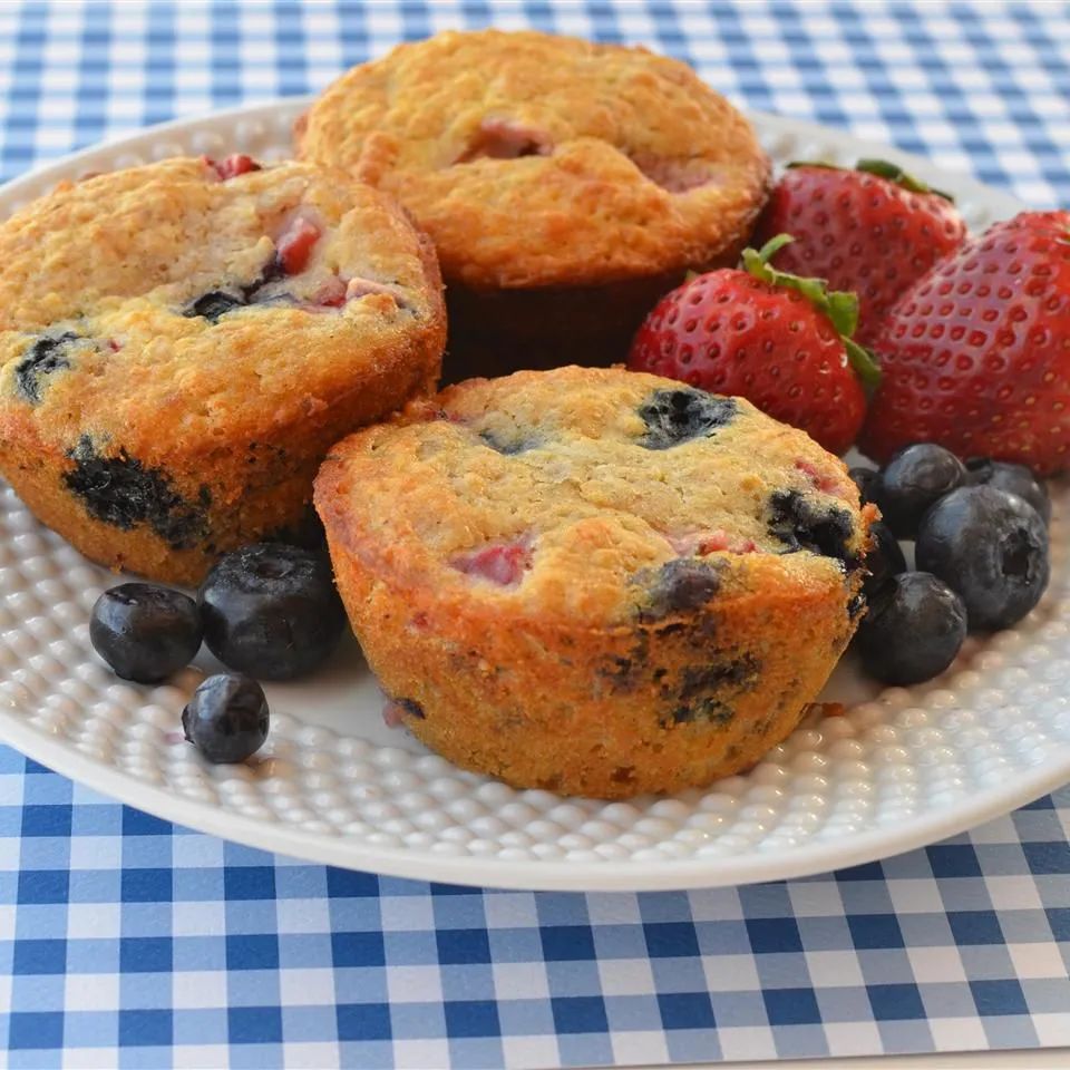 Whole Wheat Oatmeal Strawberry Blueberry Muffins