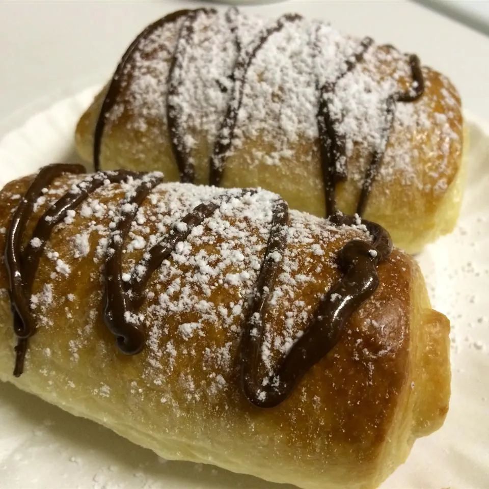 Pain au Chocolat (Chocolate Croissants)