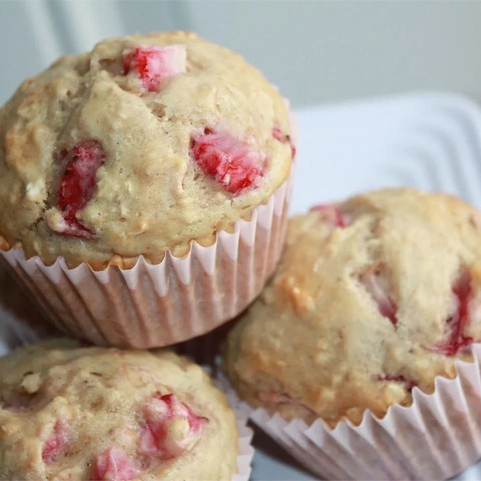 Strawberry Oat Muffins