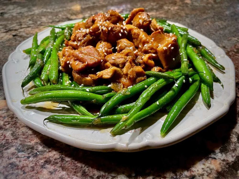 Spicy Chicken and Green Bean Stir Fry